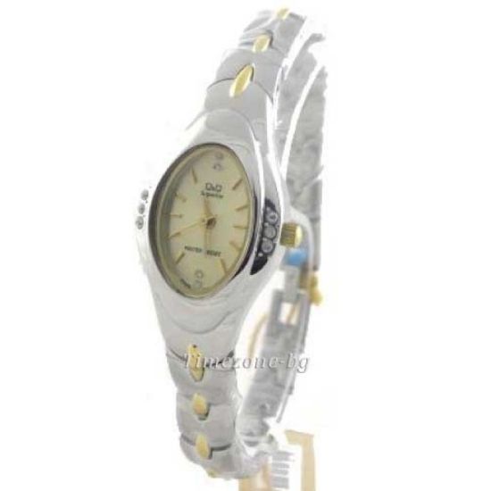 Снимка на Дамски часовник Q&Q - R249-400Y